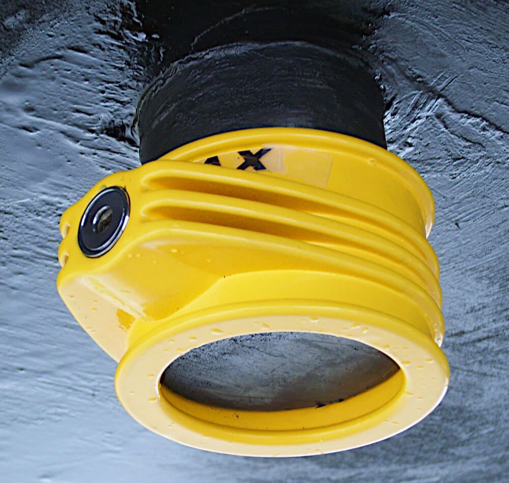 Trailer Ultra Tough 5th Wheel Lock, Yellow Trimax TFW55